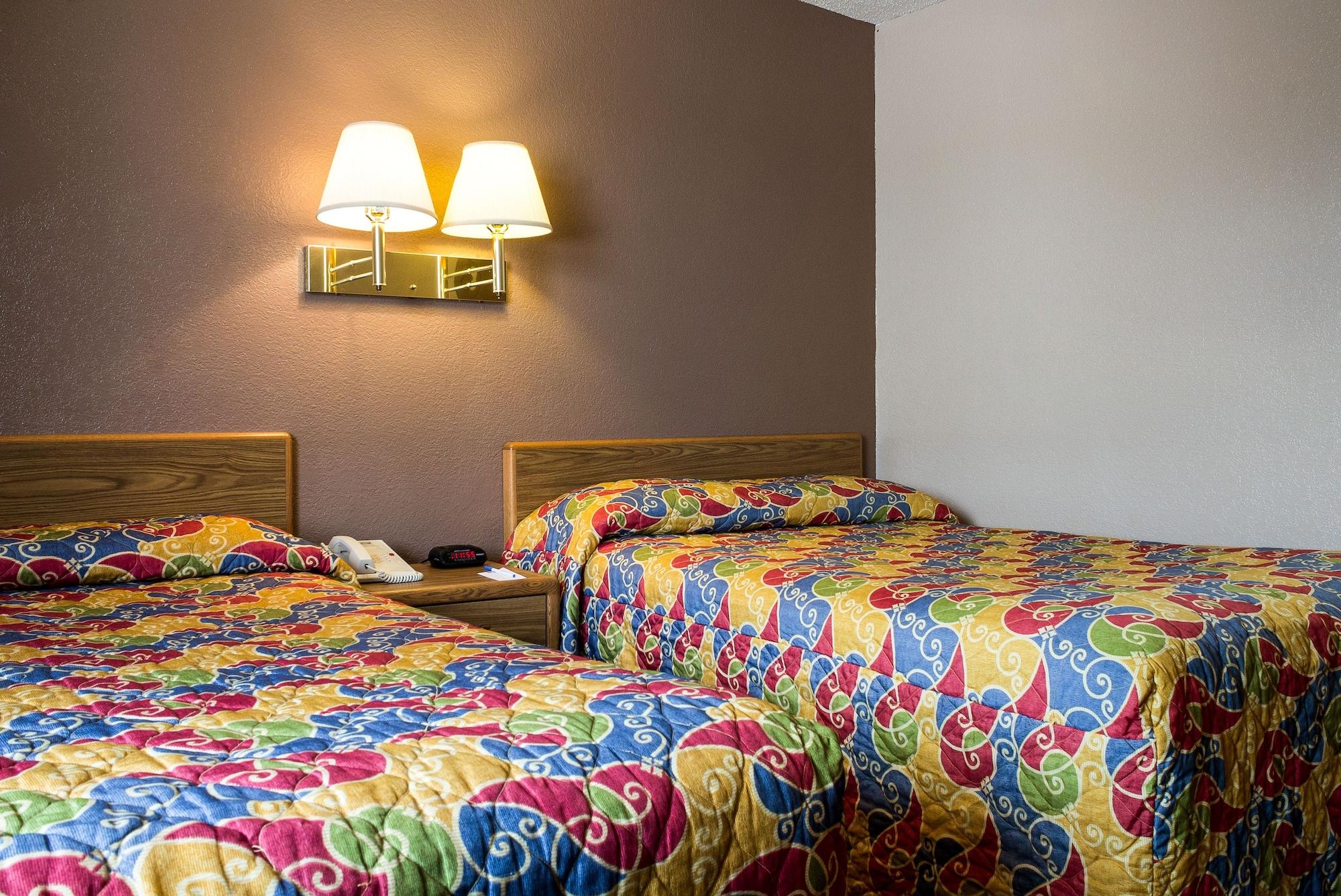 Rodeway Inn Fargo Dış mekan fotoğraf
