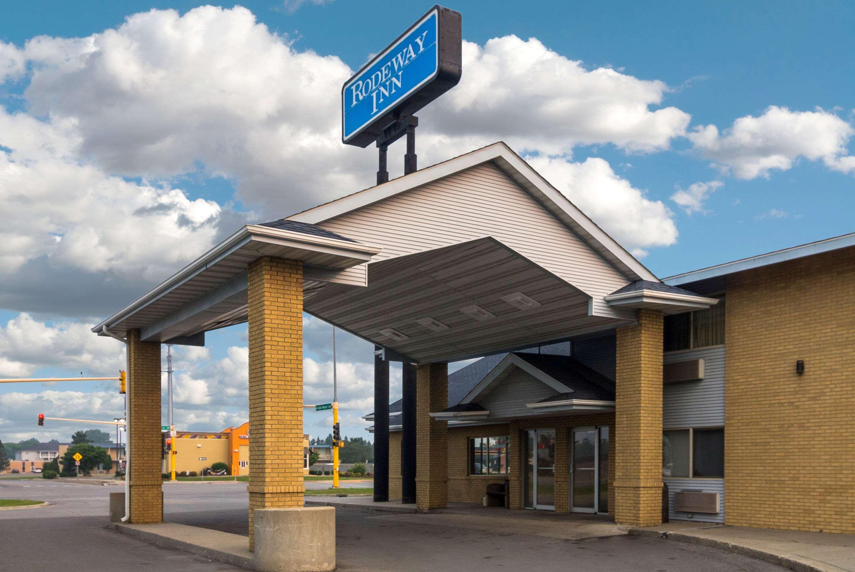 Rodeway Inn Fargo Dış mekan fotoğraf