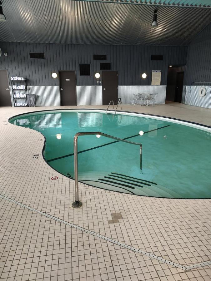 Rodeway Inn Fargo Dış mekan fotoğraf